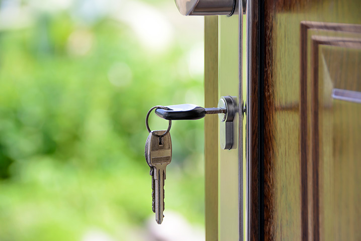 A2B Locks are able to provide local locksmiths in Carterton to repair your broken locks. 